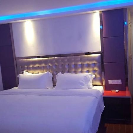 Fuyide Hotel Shenzhen Exterior photo
